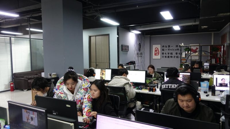 小型传媒团队如何选择：关键要素与避坑指南**
